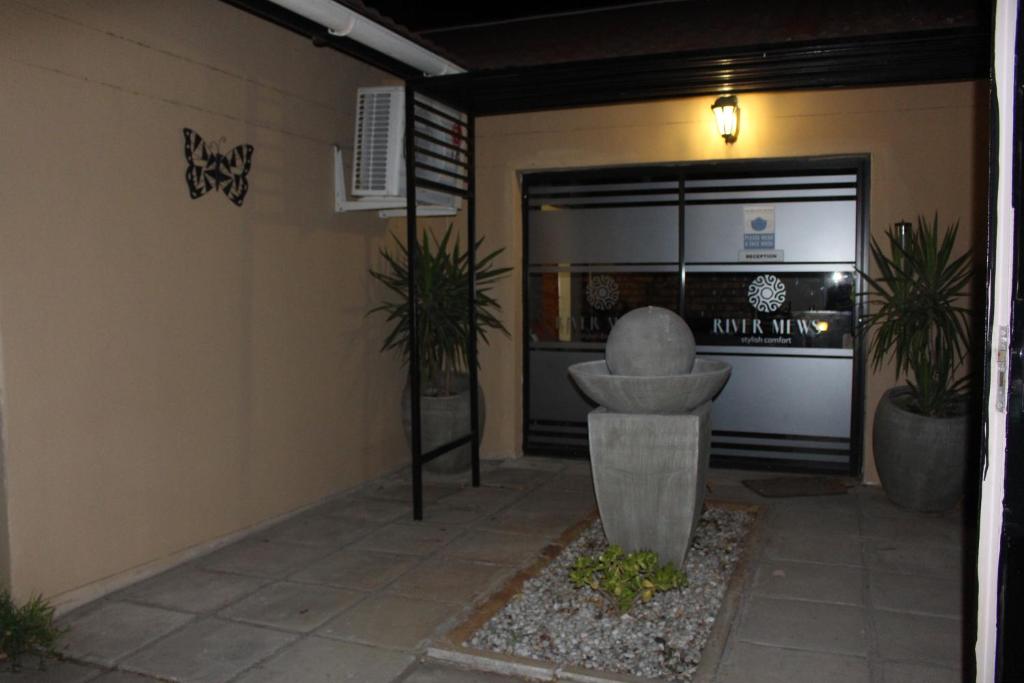 River Mews Hotel & Spa