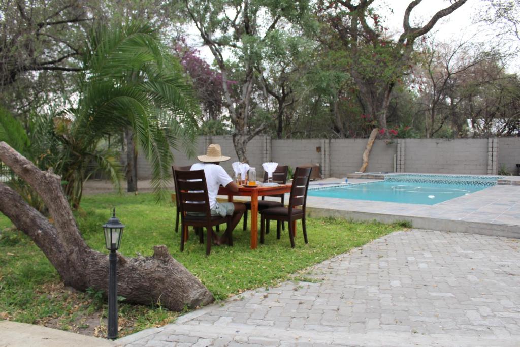 River Mews Hotel & Spa
