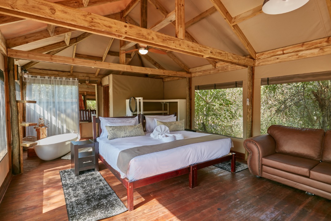 Xaoo Safari Camp